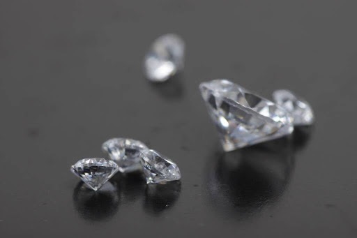 Explore the World of Ethical Luxury with Lab-Grown Diamonds